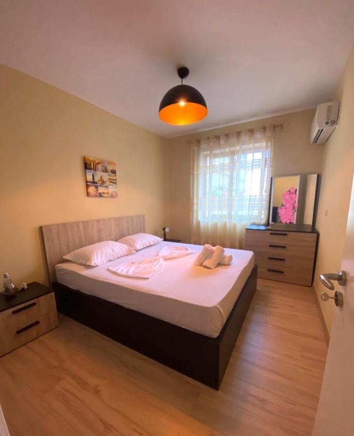 Saranda Beach Apartment Экстерьер фото