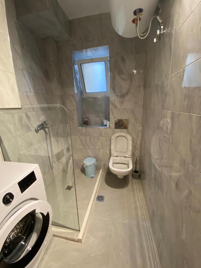 Saranda Beach Apartment Экстерьер фото