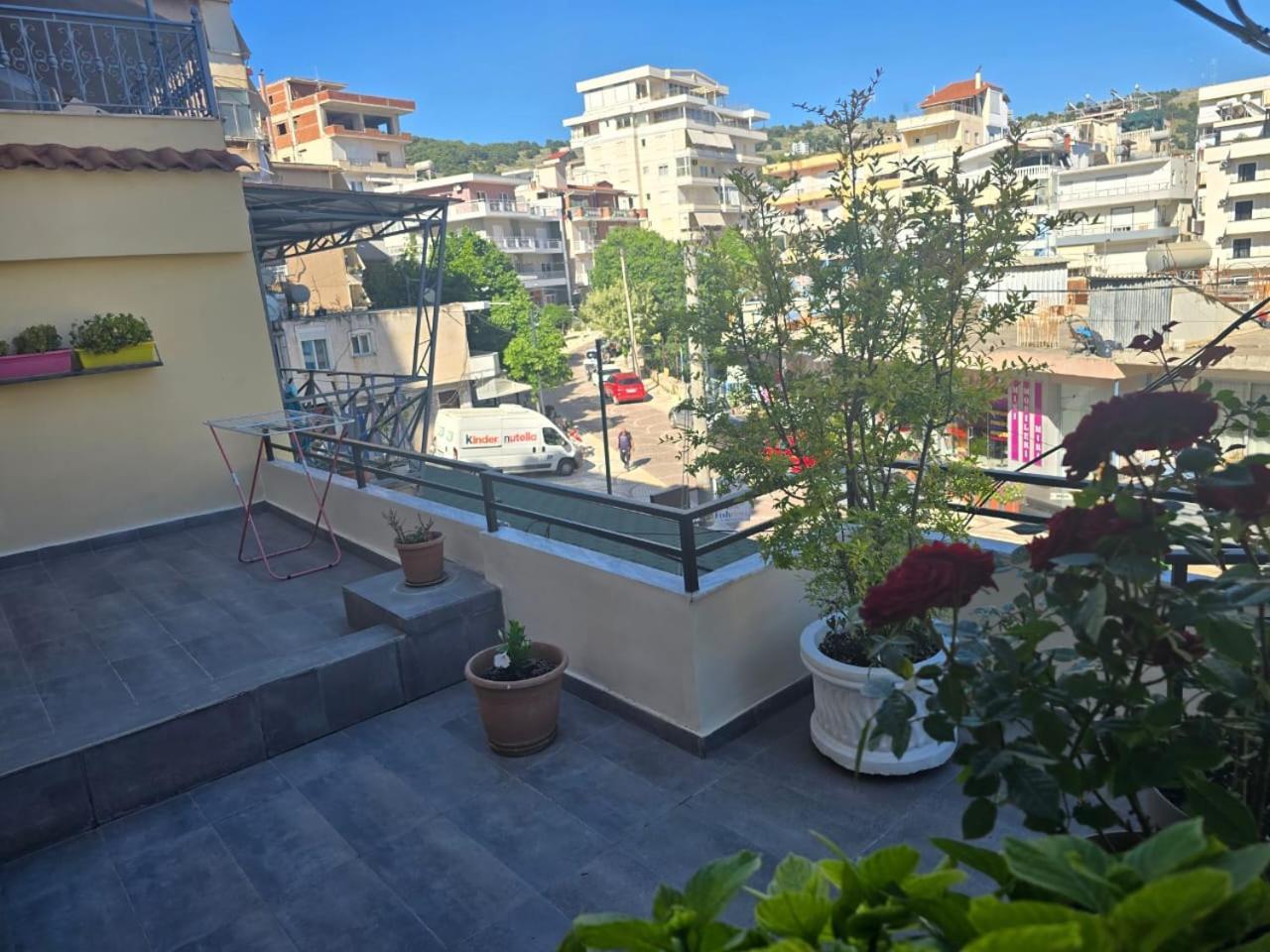 Saranda Beach Apartment Экстерьер фото